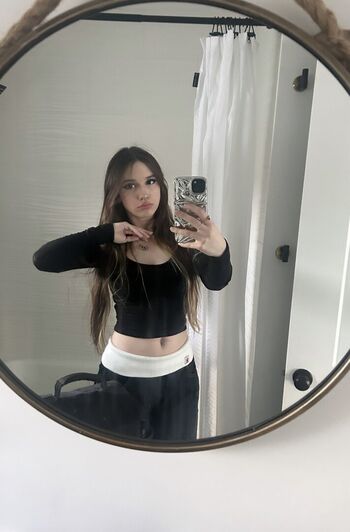 Full leaked Yumifps private onlyfans photo