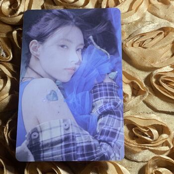Full leaked Yunah illit private onlyfans photo