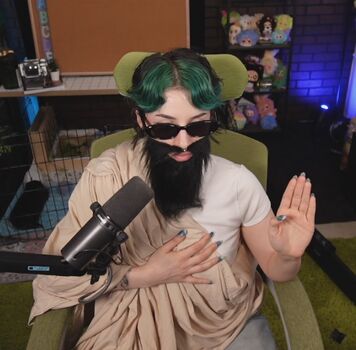 Full leaked Yungelderberry private onlyfans photo