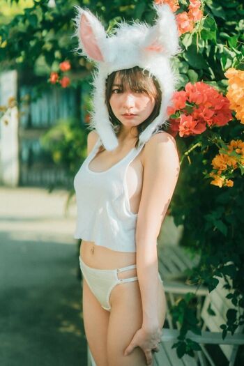 Full leaked Yunjing saehun page private onlyfans photo