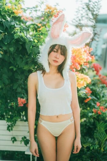 Full leaked Yunjing saehun page private onlyfans photo
