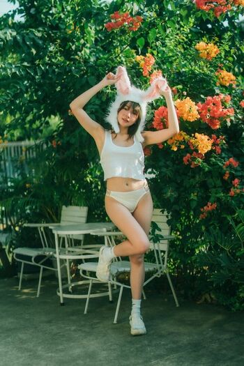 Full leaked Yunjing saehun page private onlyfans photo