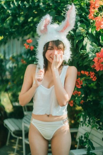 Full leaked Yunjing saehun page private onlyfans photo