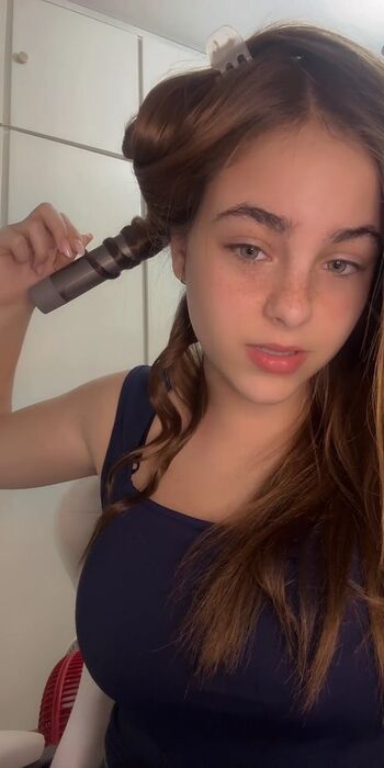 Full leaked Yunna claudino private onlyfans photo