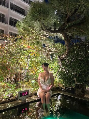 Full leaked Yunxvly private onlyfans photo