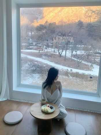 Full leaked Yunxvly private onlyfans photo