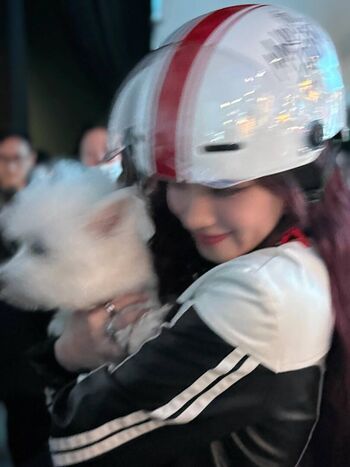 Full leaked Yuqi page private onlyfans photo