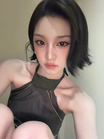 Full leaked Yuqi private onlyfans photo