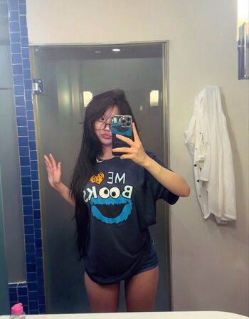 Full leaked Yurasweb private onlyfans photo
