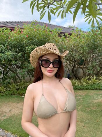 Full leaked Yvonne jane lmio private onlyfans photo