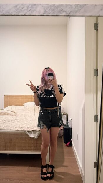 Yvonnie