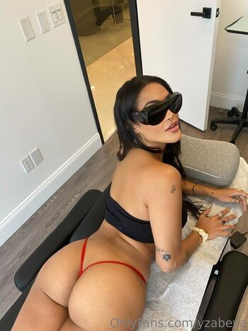 Full leaked Yzabeya page private onlyfans photo