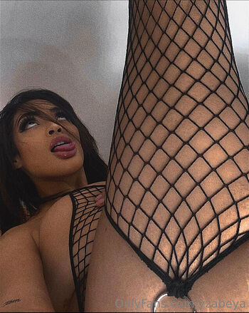 Full leaked Yzabeya page private onlyfans photo