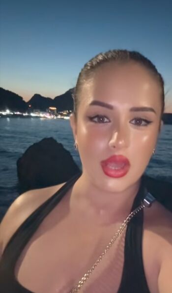 Full leaked Zahtevi private onlyfans photo