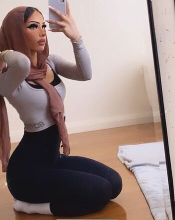 Full leaked Zainab sara private onlyfans photo