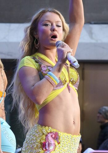 Full leaked Zara larsson  page private onlyfans photo