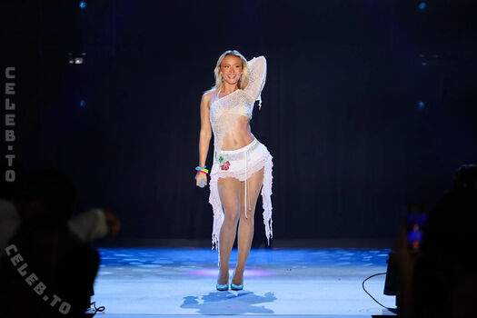 Full leaked Zara larsson  page private onlyfans photo