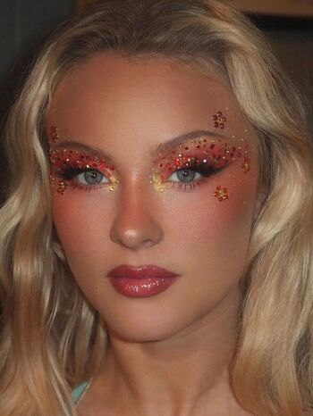 Full leaked Zara larsson  page private onlyfans photo