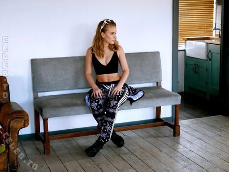 Full leaked Zara larsson  page private onlyfans photo