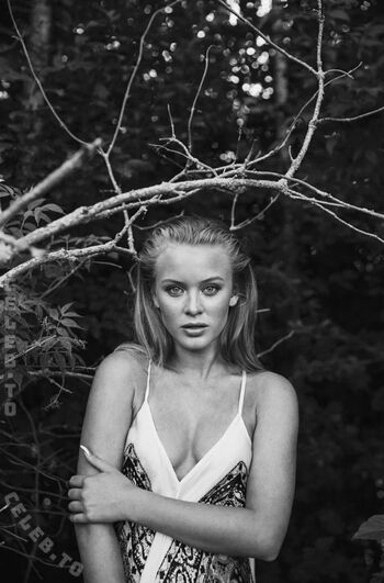 Full leaked Zara larsson  page private onlyfans photo