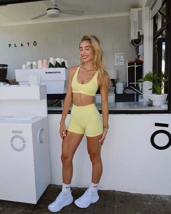 Full leaked Zarli minnie private onlyfans photo