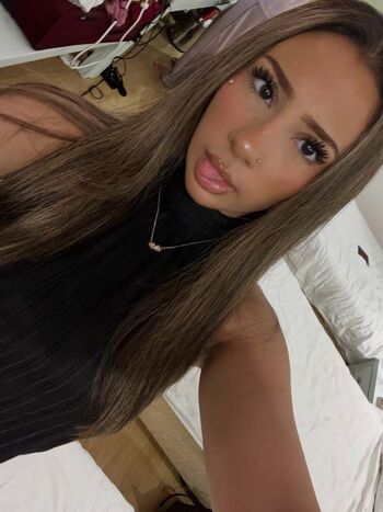 Full leaked Zaynurr private onlyfans photo