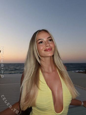 Full leaked Zclina private onlyfans photo