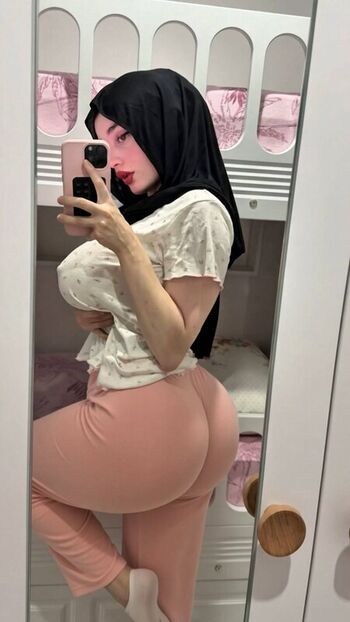 Full leaked Zelal page private onlyfans photo