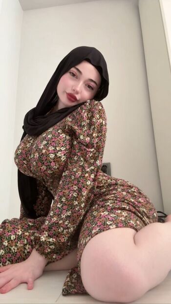 Full leaked Zelal private onlyfans photo