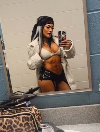 Zelina Vega