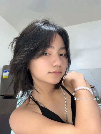 Full leaked Zelynics private onlyfans photo
