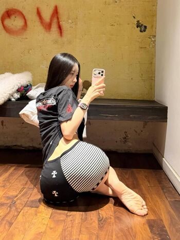 Full leaked Zenny page private onlyfans photo