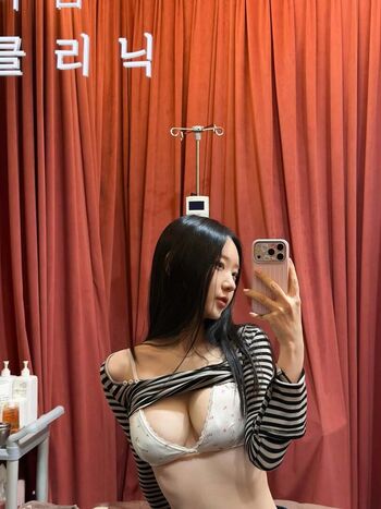 Full leaked Zenny private onlyfans photo