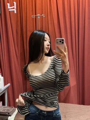 Full leaked Zenny private onlyfans photo