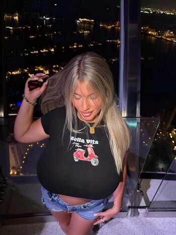Full leaked Zeynep akcam private onlyfans photo
