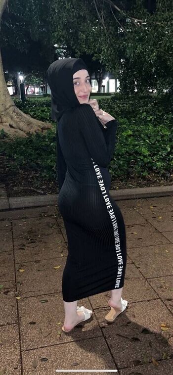 Full leaked Zeynepauss private onlyfans photo