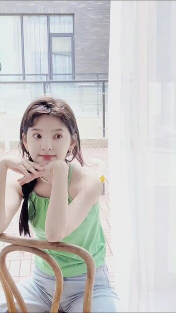 Full leaked Zhang ruonan private onlyfans photo