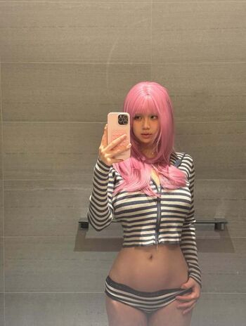 Full leaked Zhang xinmu private onlyfans photo