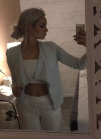 Full leaked Zodebut private onlyfans photo