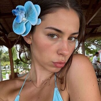 Full leaked Zoe berry private onlyfans photo