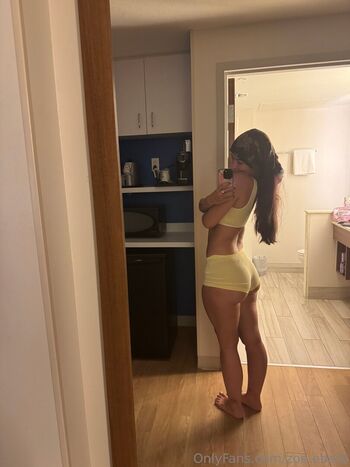 Full leaked Zoe ebarb private onlyfans photo