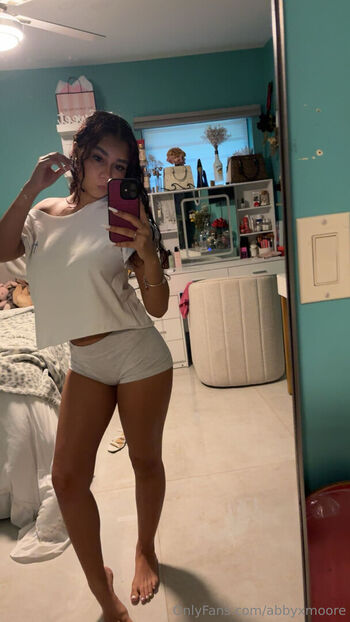 Full leaked Zoe hernan private onlyfans photo