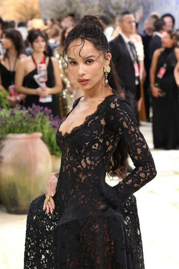 Full leaked Zoe kravitz private onlyfans photo