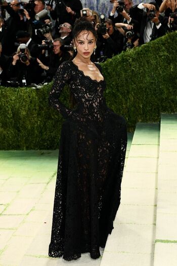 Full leaked Zoe kravitz private onlyfans photo