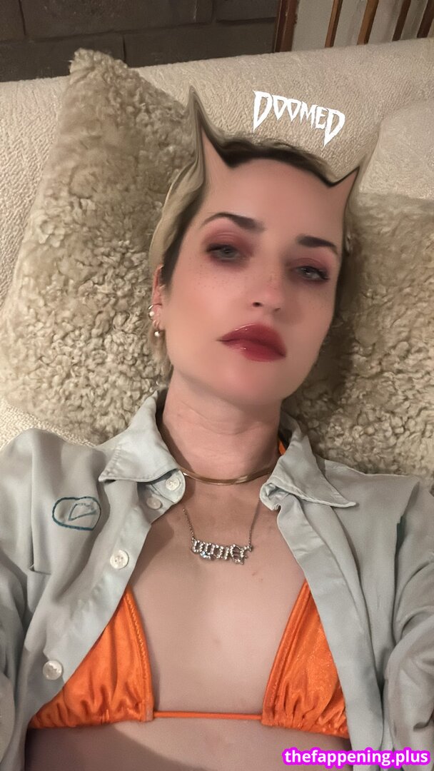 Zoe Lister Jones / https: / zoelisterjones Nacktes OnlyFans Foto #29