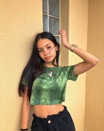 Full leaked Zoe manoek private onlyfans photo