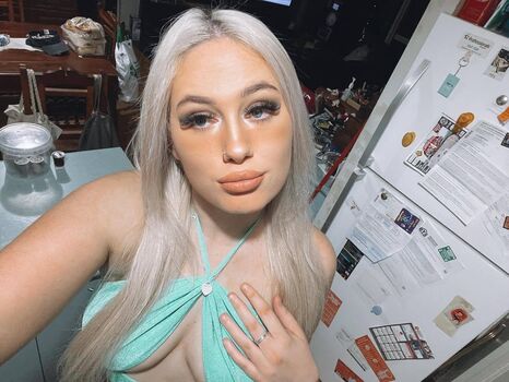Full leaked Zoe mchugh private onlyfans photo