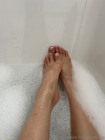 Full leaked Zoe nuwa private onlyfans photo