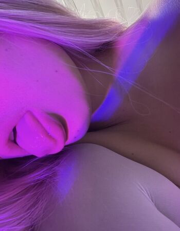 Full leaked Zoeecarter private onlyfans photo