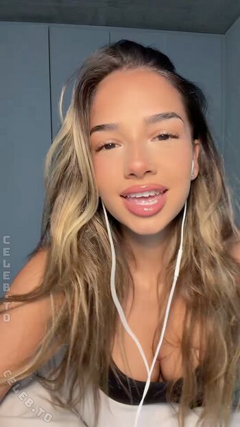 Full leaked Zoesalg private onlyfans photo